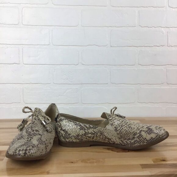 RUDSAK studded flats snake pattern shoes size 39 flats cream silver spikes - Picture 7 of 14